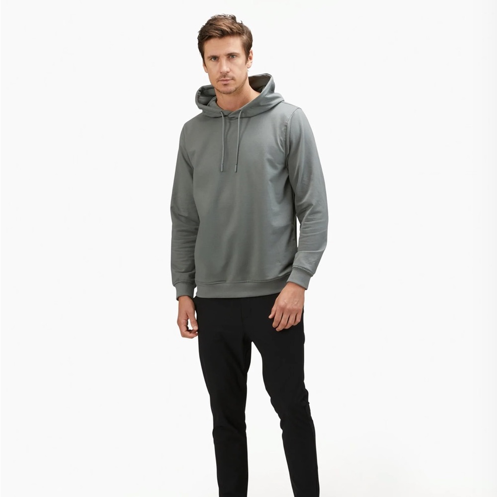 Cuts hoodie in sage